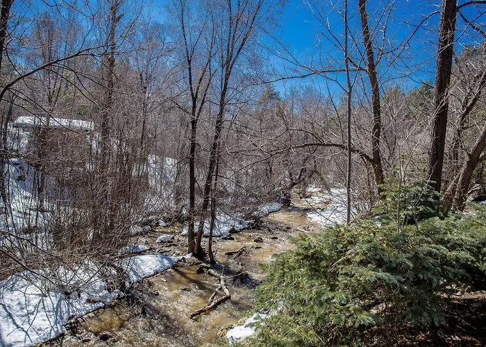 Apple Creek Cottages